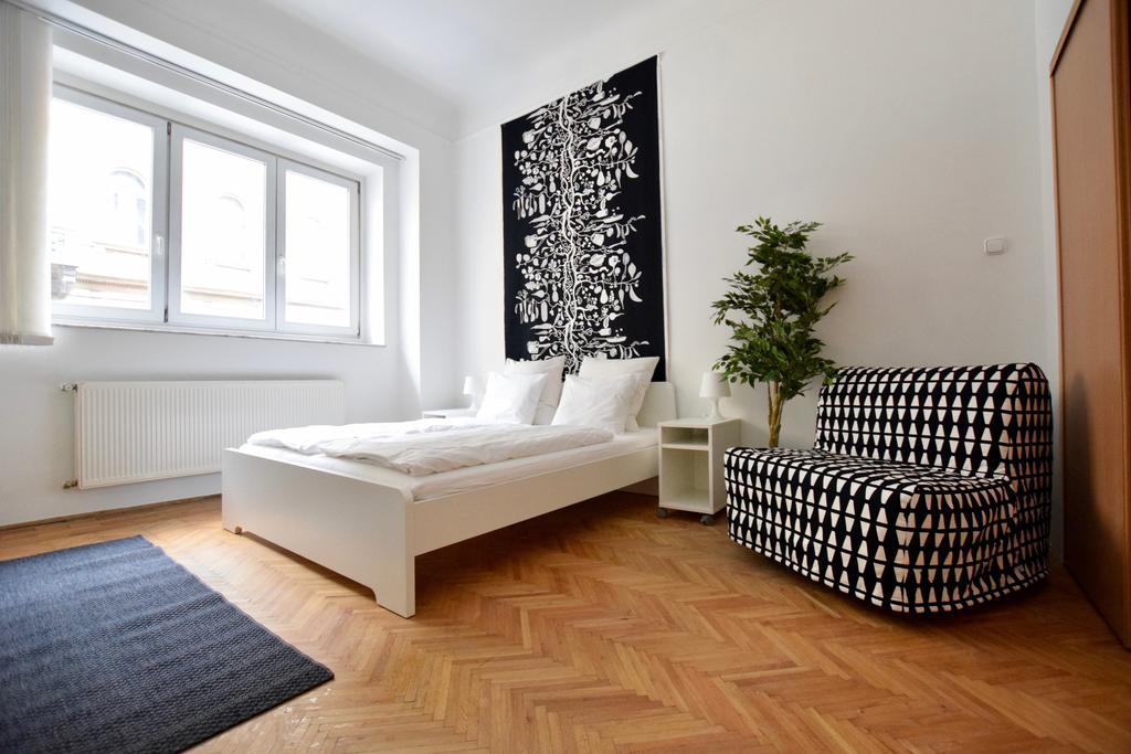 Budget Apartment By Hi5 - Akacfa 4 Βουδαπέστη Εξωτερικό φωτογραφία